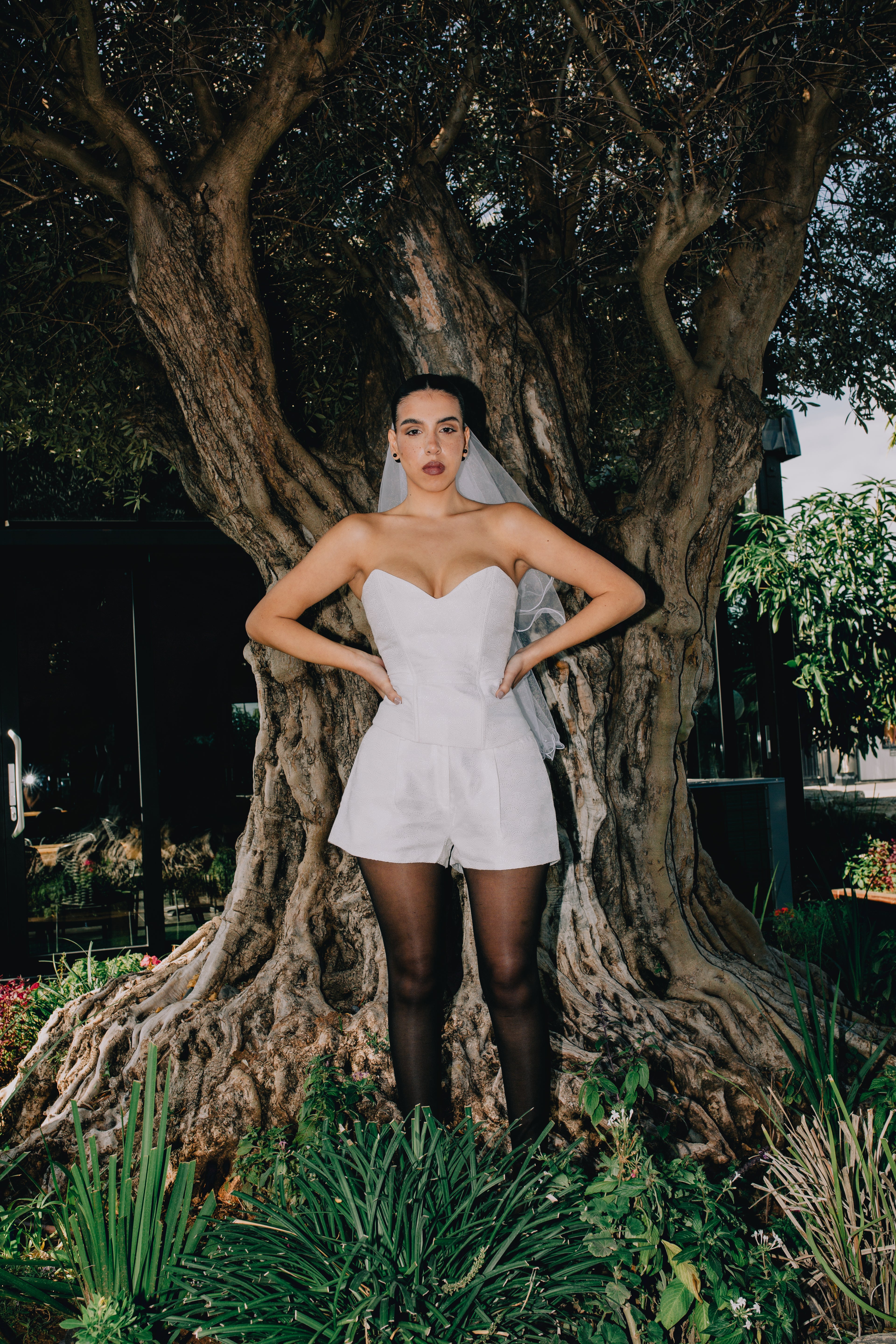 BLANCO SET– BRIDE TO BE-thumbmail-2